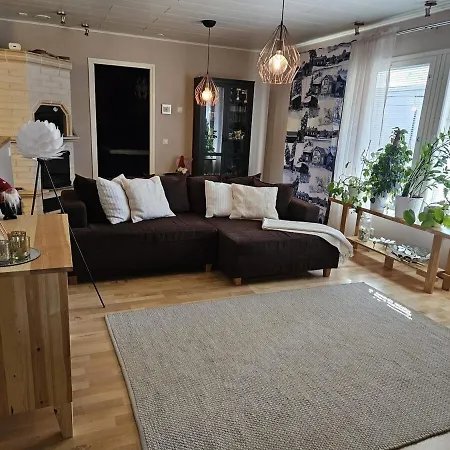 Apartamento Arctic Aurora In A Traditional Finnish *